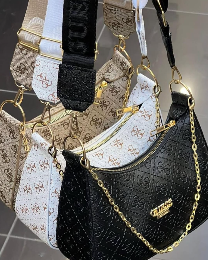 Zincir Süslemeli Desenli Logolu Kadın Çanta